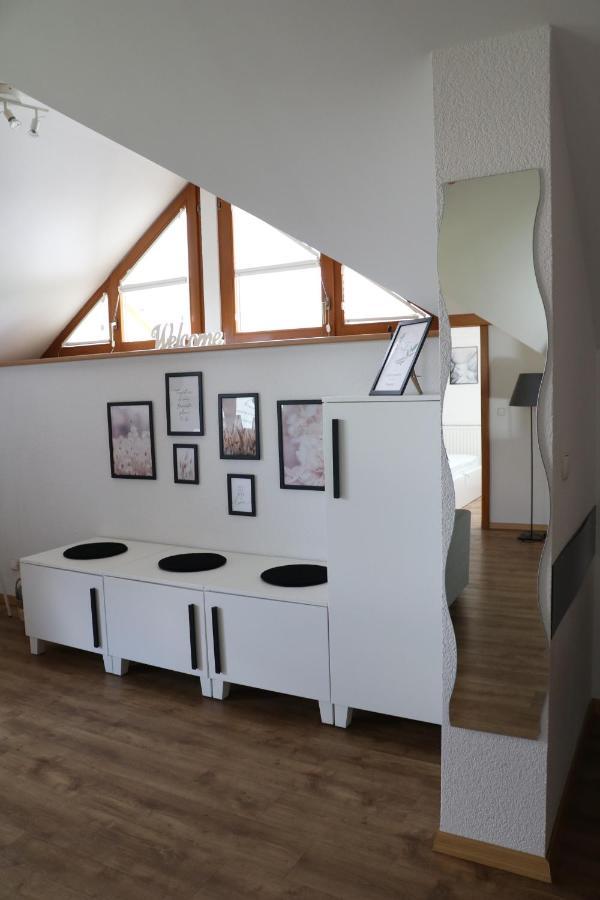 Lusht'N Apartma Zirovnica Exterior foto